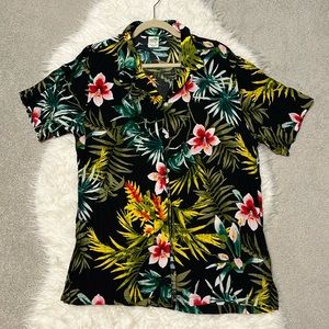 Men’s Short Sleeve Rayon Hawaiian Tropical Beach Button-Up Shirt - Medium